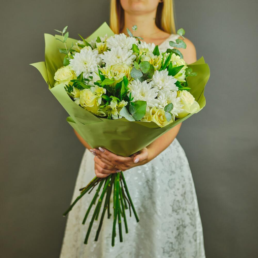 Buchet elegant alb verde